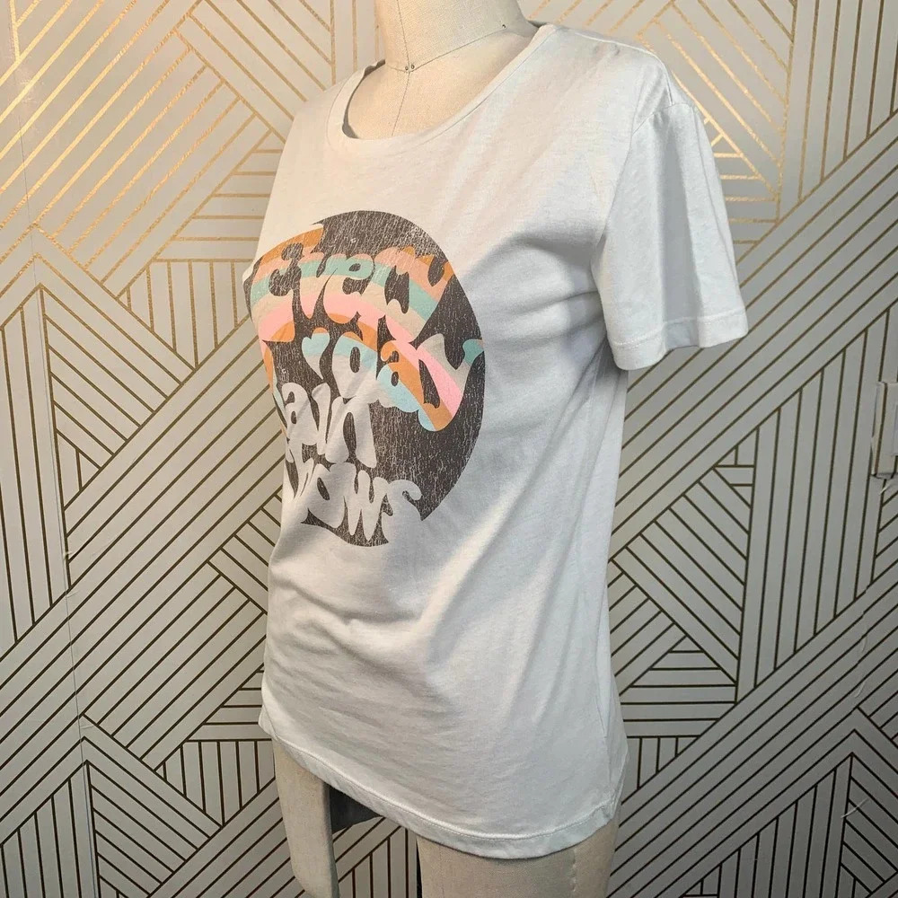 Chaser Every Day‎ Rainbows Graphic Tee Shirt - Picture 5 of 16